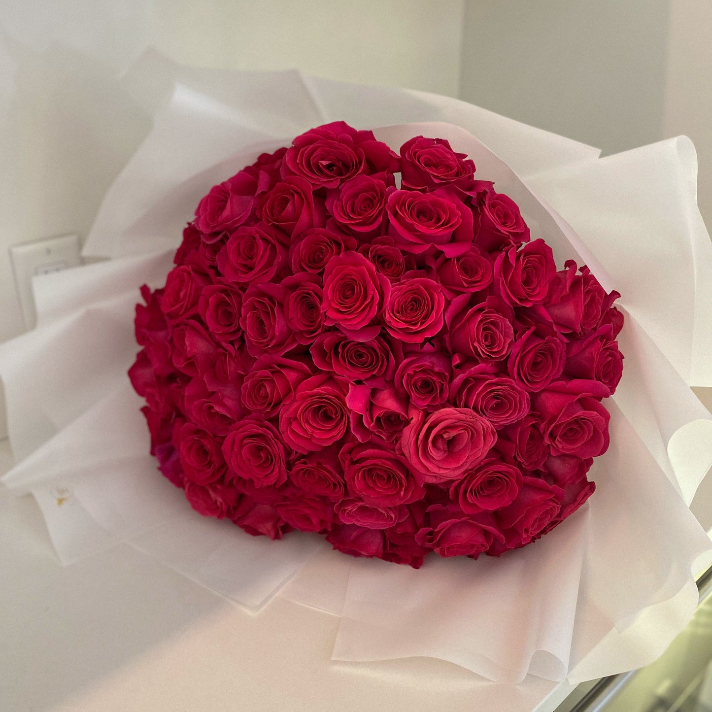 Pink Floyd (50-75-100 LONG STEM Roses)