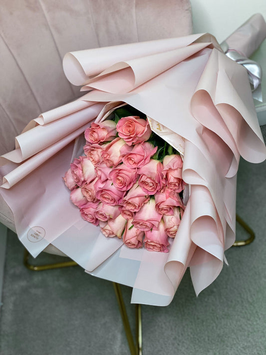 25 Pink LONG STEM Roses