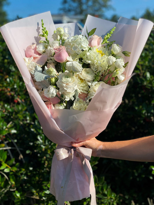 Mix of fresh flowers Premium size
