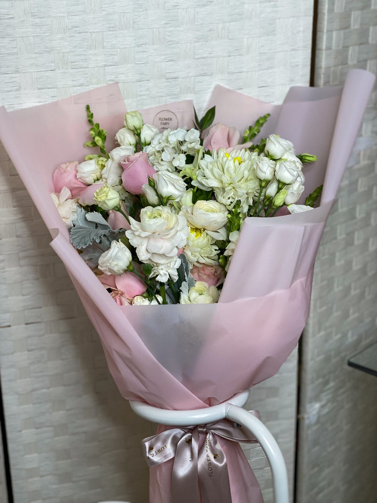 Mix of fresh flowers Premium size