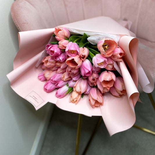 TULIPS BOUQUET- DESIGNER CHOICE COLOR