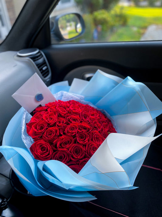 50 red long stems roses