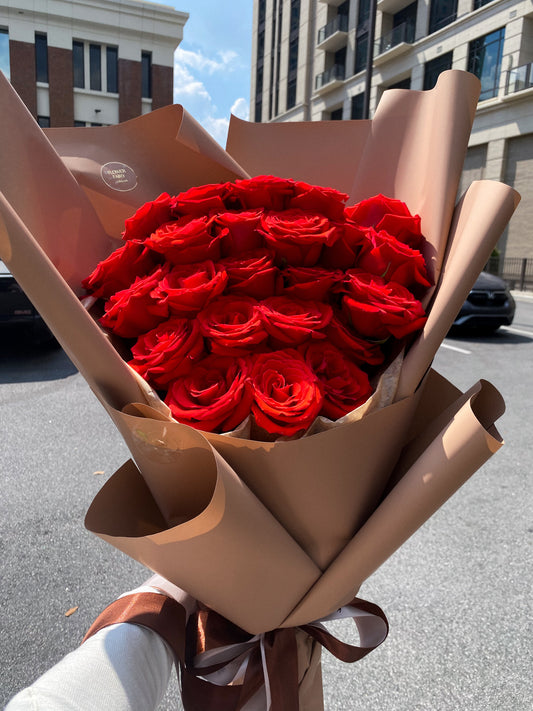 25 long stem roses