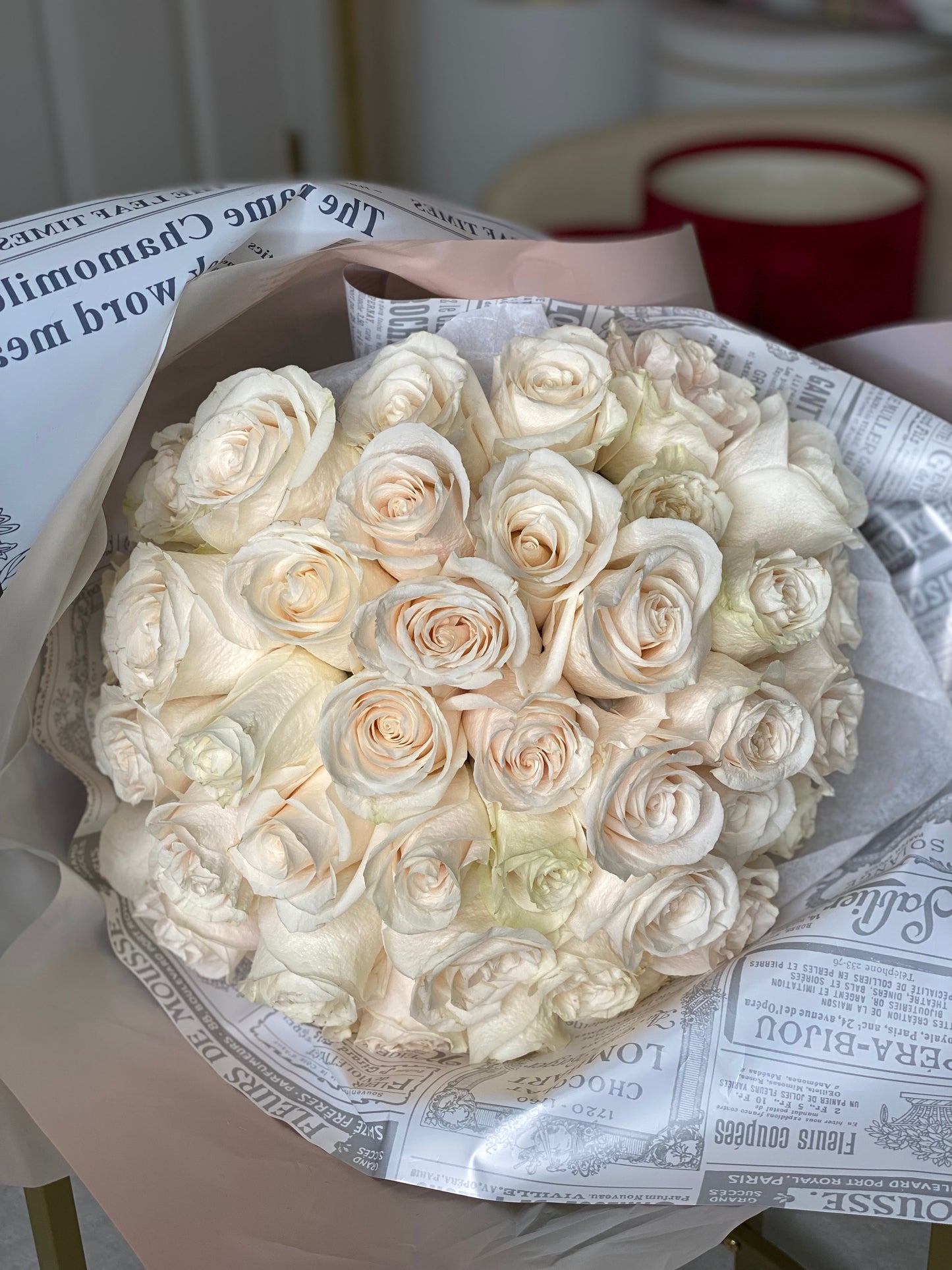 50 white  LONG STEM Roses