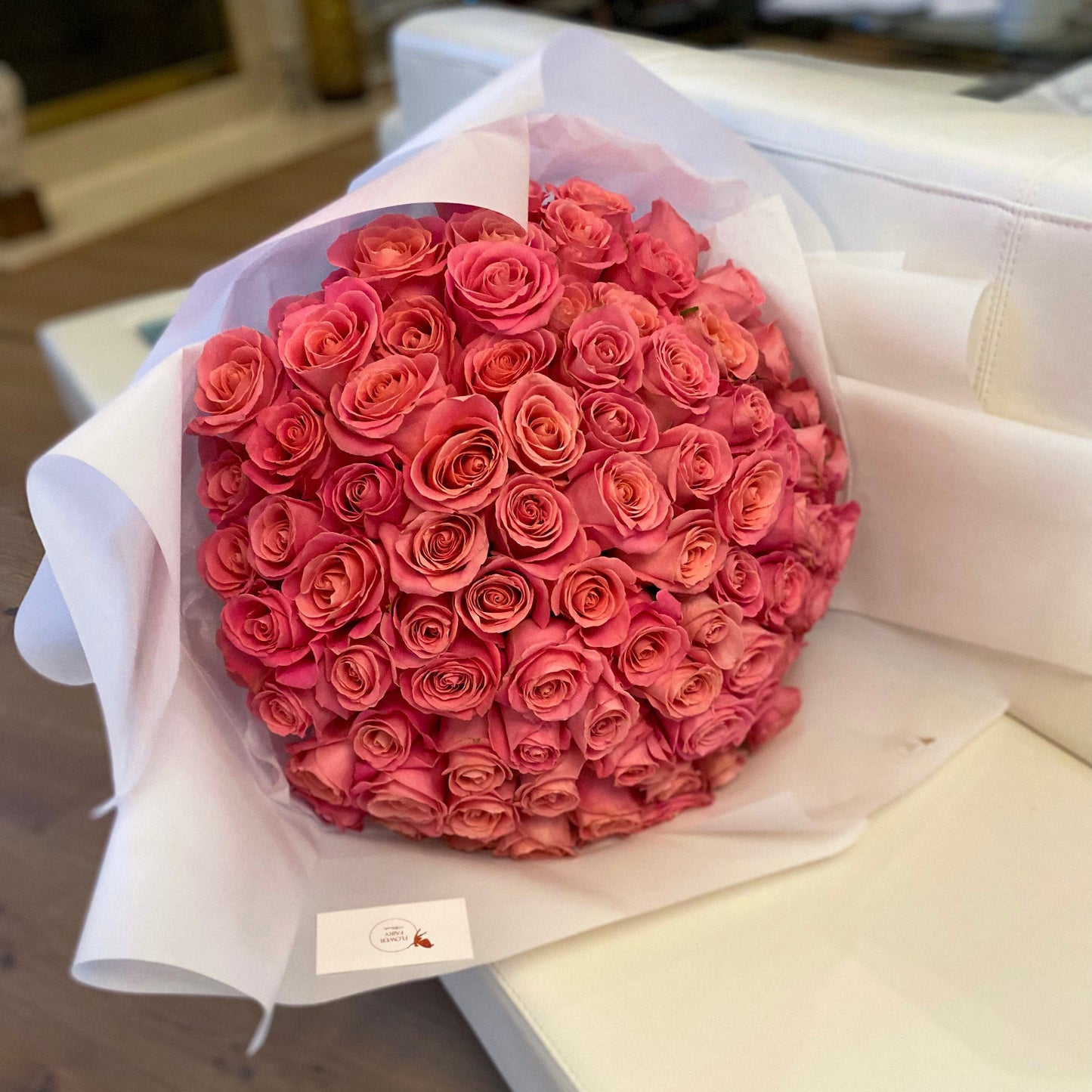 100 Pink  LONG STEMS Roses