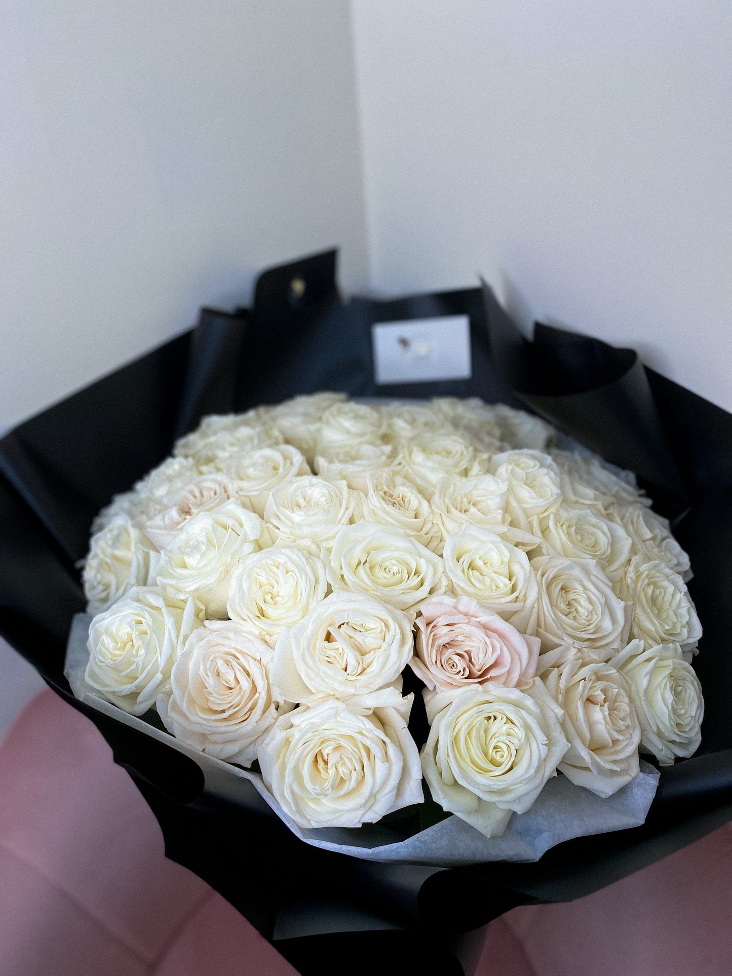 50 white  LONG STEM Roses